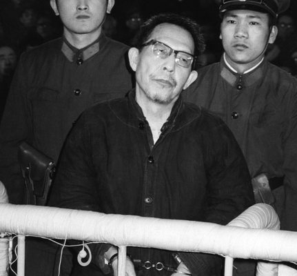 林輝：張春橋被捕前曾策劃武裝政變
