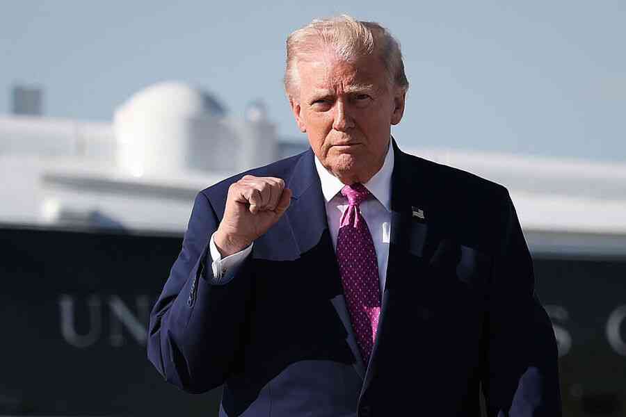 特朗普：現在開始清理霍爾木茲海峽