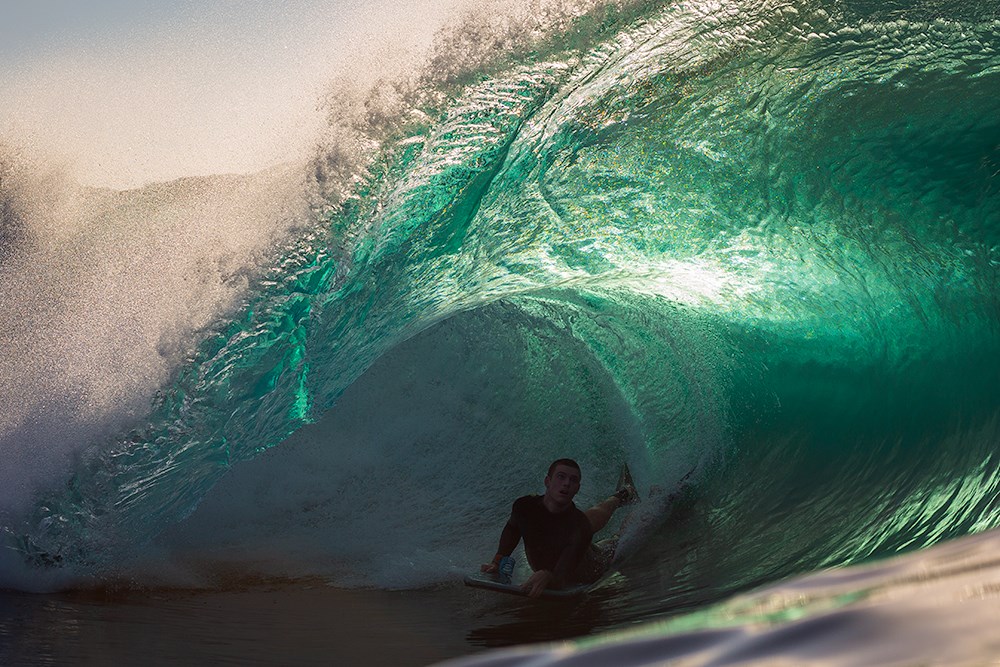 澳洲攝影師馬特·伯吉斯十分沉迷於拍攝浪花的各種形態。（伯吉斯提供）