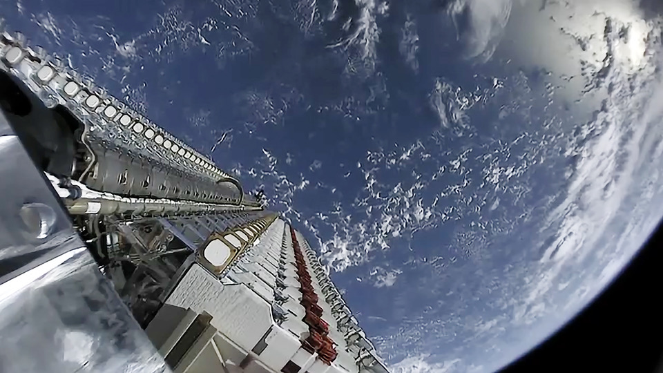 SpaceX星鏈衛星遇地磁風暴 40顆恐被摧毀