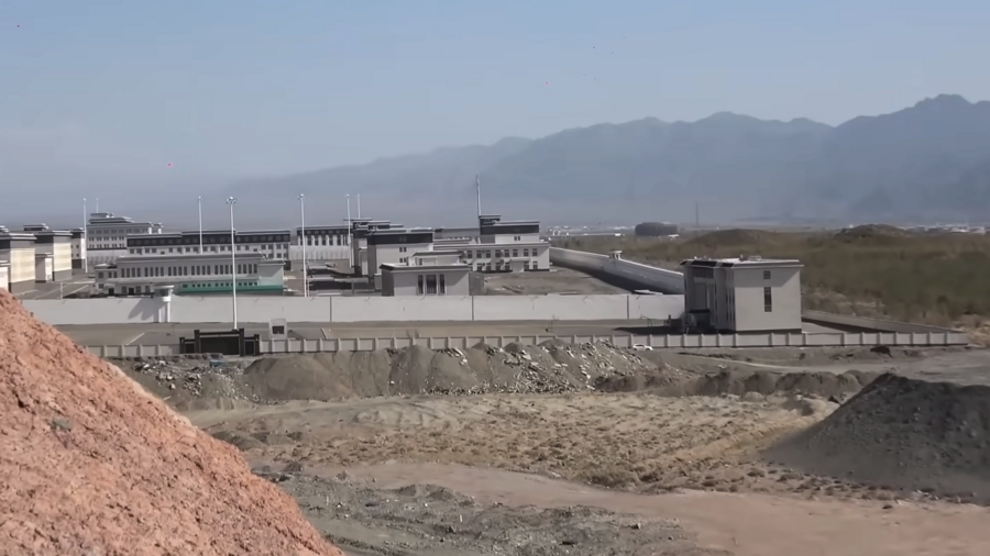 關恆冒死拍攝新疆集中營 在美面臨遣返引關注