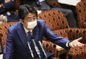 日本將全國緊急狀態延長至5月31日