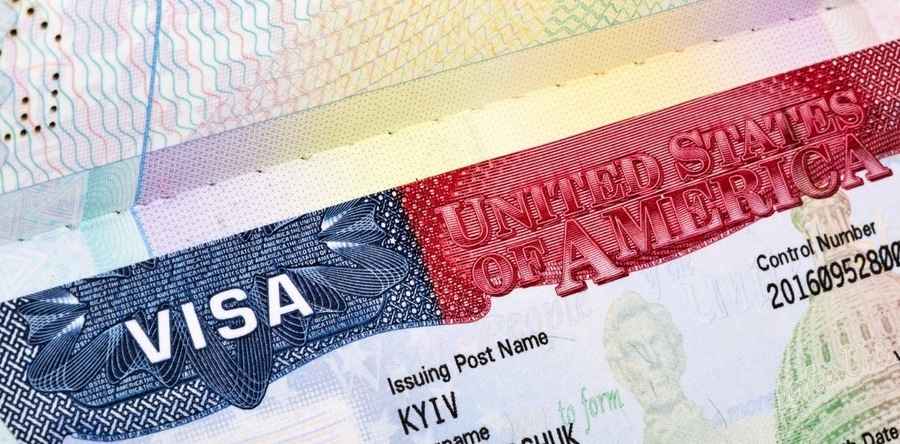 美國收緊移民簽證 親屬移民是黨員也被拒