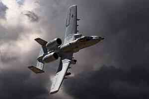 美國出動A10攻擊機及直升機保護霍爾木茲海峽