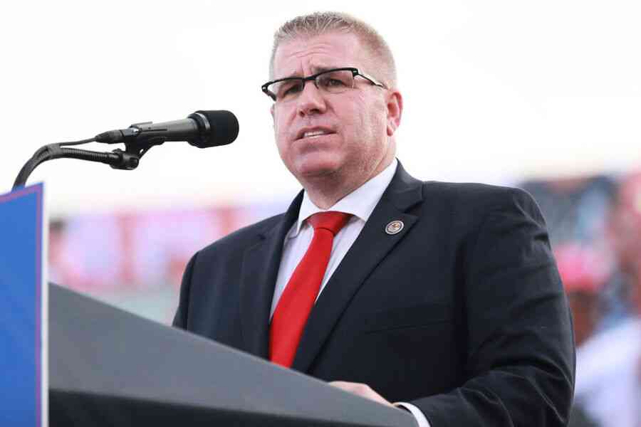 美直升機墜毀四人喪生 死者乃伊利諾伊州長候選人兒孫