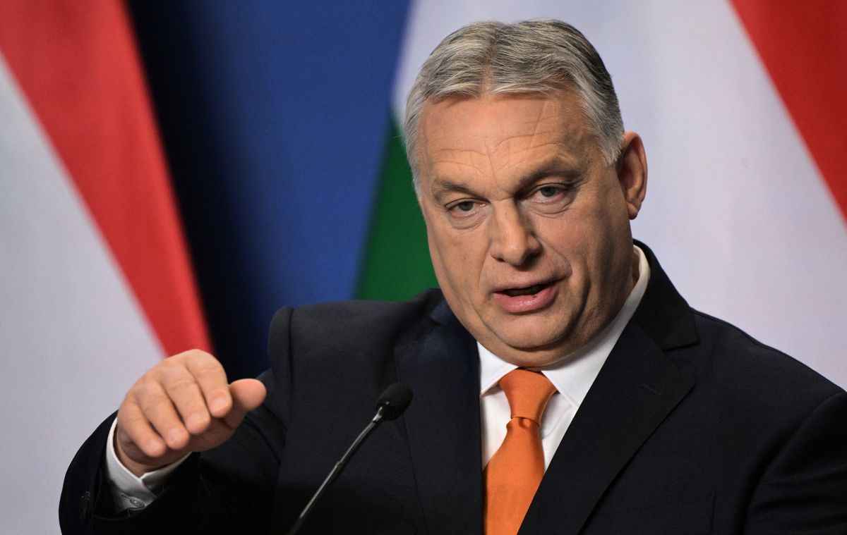 2022年4月6日，匈牙利總理維克多‧歐爾班（Viktor Orban）在他的FIDESZ黨贏得議會選舉後，於布達佩斯首次舉行國際新聞發布會。3日，Fidesz黨贏得第四個連任。（Attila Kisbenedek/AFP via Getty Images）