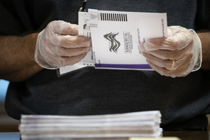 美媒曝選舉欺詐和郵寄選票操縱內幕