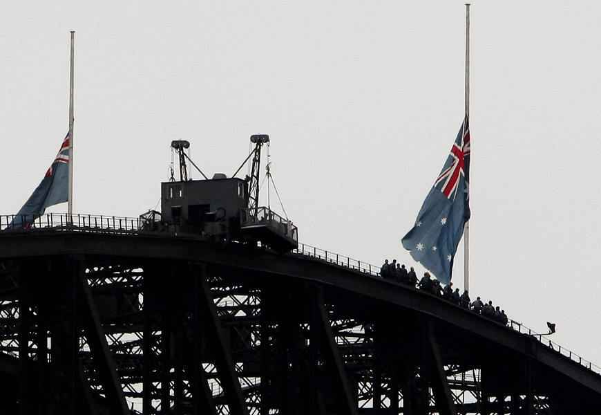 悉尼商場殺人案 全澳降半旗向六名受害者致哀