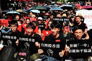 中共侵蝕香港自由 越來越多港人移居台灣