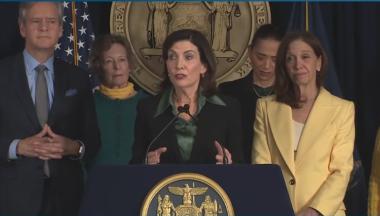 紐約州長宣布將簽署備受爭議的安樂死法案