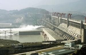 金言：三峽大壩正在扼殺長江