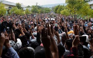 經歷最血腥一天後 緬甸大量抗議者再次集會