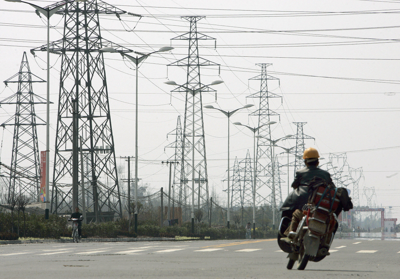 中國多地出現供電荒情況。（LIU JIN/AFP/Getty Images）