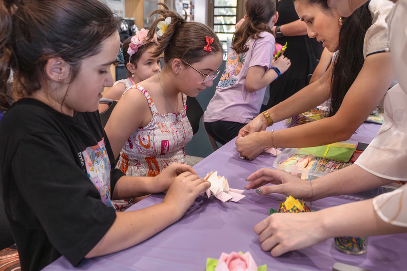 澳洲西澳法輪功團體應邀舉辦新年活動 大受歡迎