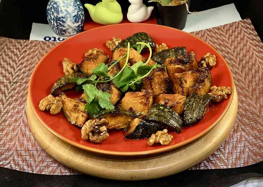 【梁廚美食】烤甜南瓜～來點不一樣的聖誕餐
