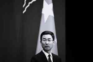 耿爽轉任新職後露面 「被貶」內情引猜測