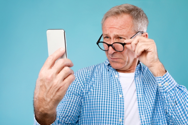 芬蘭新型雷射療法 有望告別黃斑部病變