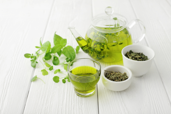 綠茶在日本人的生活中起著舉足輕重的作用。(Shutterstock)