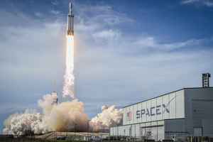 消息：SpaceX準備出售要約股 每股135美元