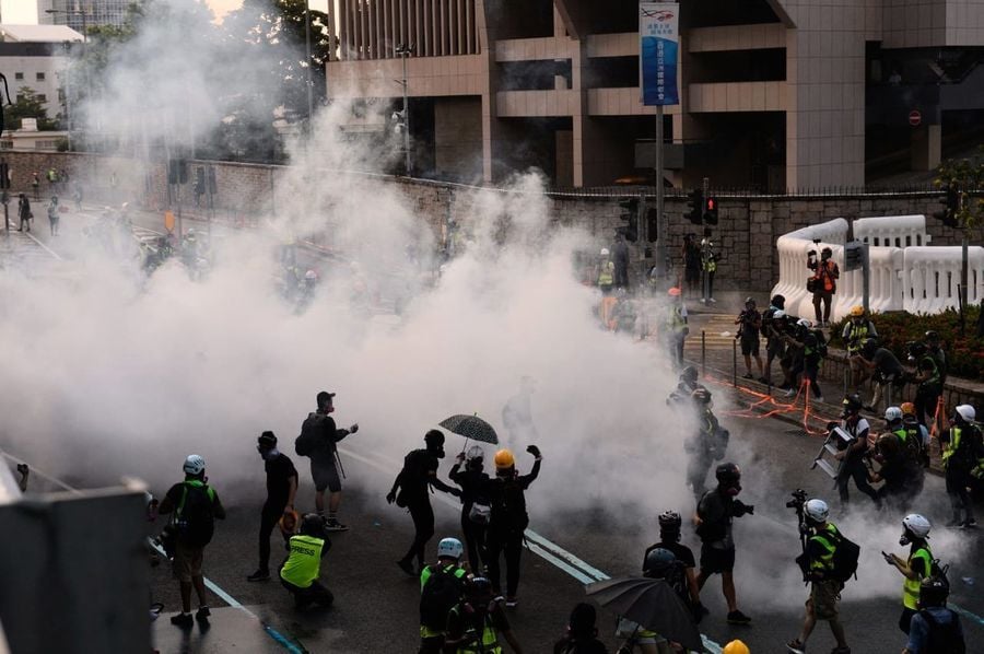香港抗爭者成立義診平台 解催淚彈後遺症