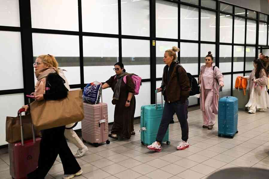 多國撤僑 滯留中東中國遊客難尋回國航班