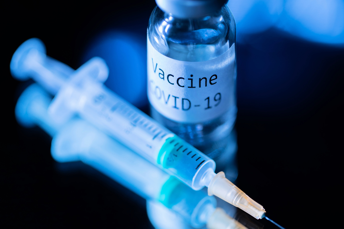 很多大陸民眾質疑國產疫苗的安全性和有效性。 （JOEL SAGET/AFP via Getty Images）