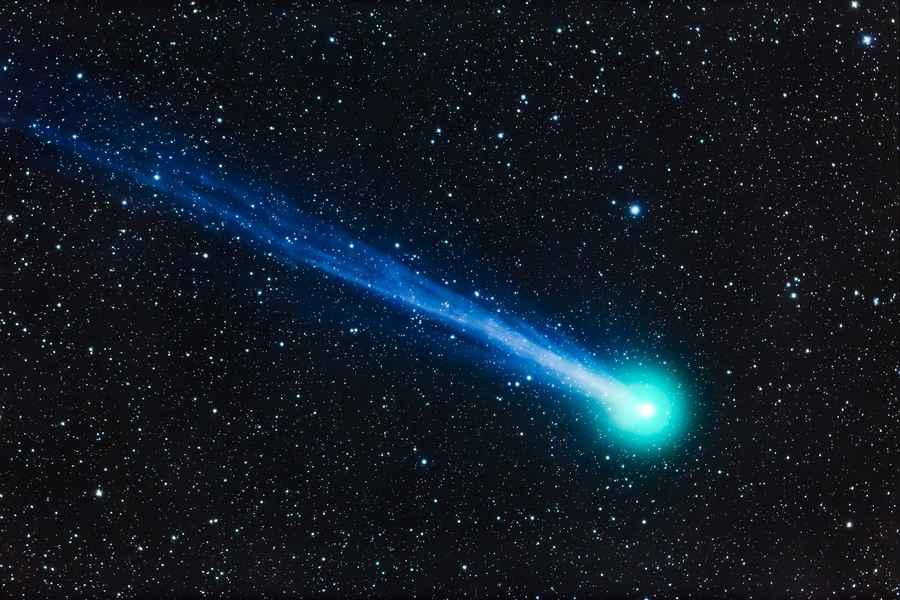 「魔鬼彗星」遇上日全食 4月天文奇觀不尋常