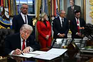 特朗普發布行動方案 重塑成癮防治體系