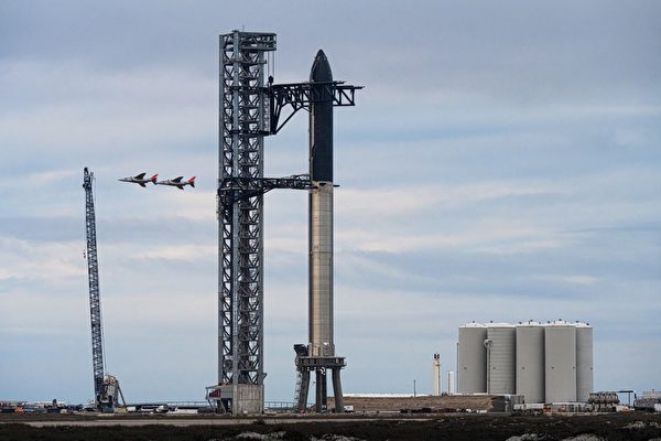 在這張由「北極星計劃」提供的在2022年2月11日拍攝的圖片，顯示了SpaceX的「星艦」火箭。（John KRAUS / Polaris Program / AFP）