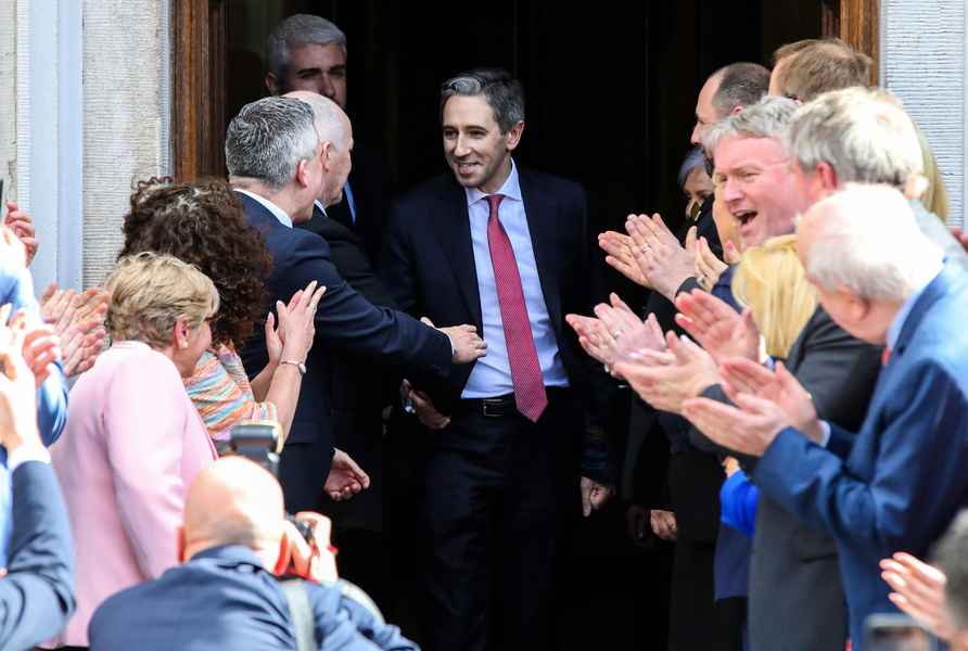 愛爾蘭最年輕總理就職 承諾帶來「新能量」