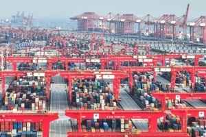 關稅休戰美中貨櫃船預訂激增 業界料仍可控