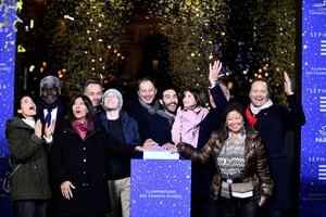 【圖輯】2022年巴黎香榭麗舍大道聖誕點燈儀式