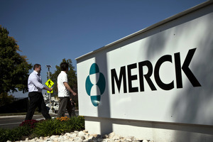 Merck將協助強生公司生產武肺疫苗