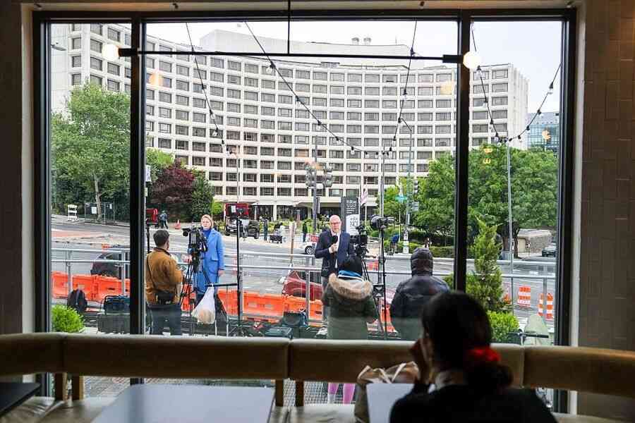 白宮記者晚宴槍案31歲疑犯出庭