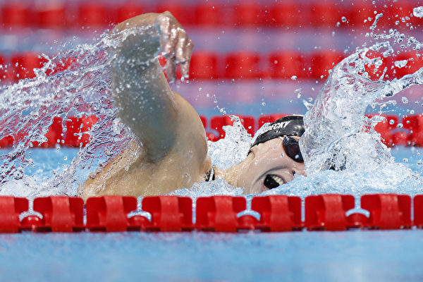 美國游泳女將雷德基（Katie Ledecky）今天（31日）在奧運女子800米自由式比賽中。（Odd ANDERSEN/AFP）