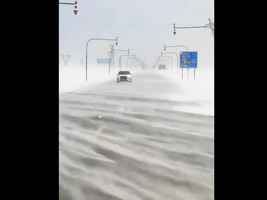 大陸寒潮來襲 氣溫驟降6℃至10℃ 東北降大雪