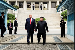 特朗普亞洲行期間 對和金正恩會面持開放態度