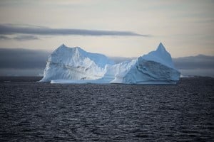 阿聯酋富豪擬拖南極冰山回國 解決水荒問題
