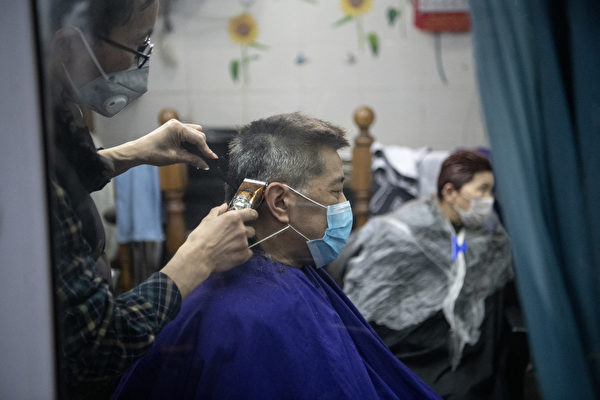 大陸理髮腸粉店火爆 網民：消費降級的鮮活註腳