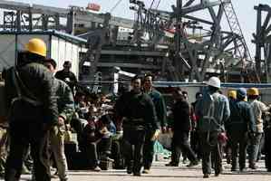 分析：中共科技冒進難掩民生凋敝