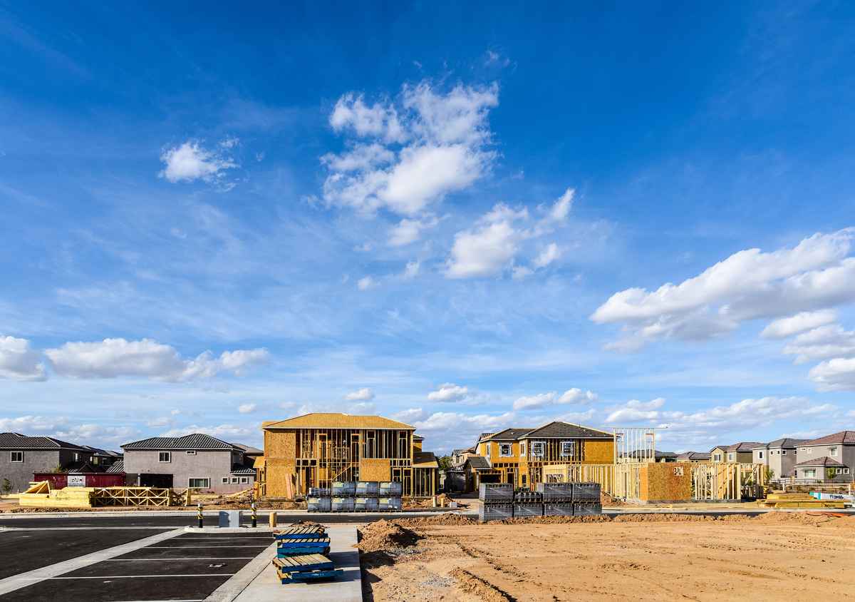 2018年4月15日，亞利桑那州鳳凰城一處正在建造的新住宅。（shutterstock）