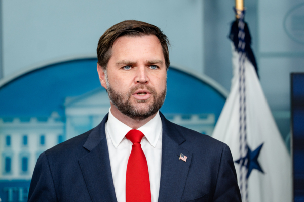 萬斯：委內瑞拉行動有助遏制芬太尼危機