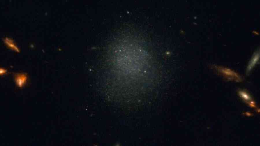 科學家在鄰近矮星系發現黑洞 挑戰既有認知