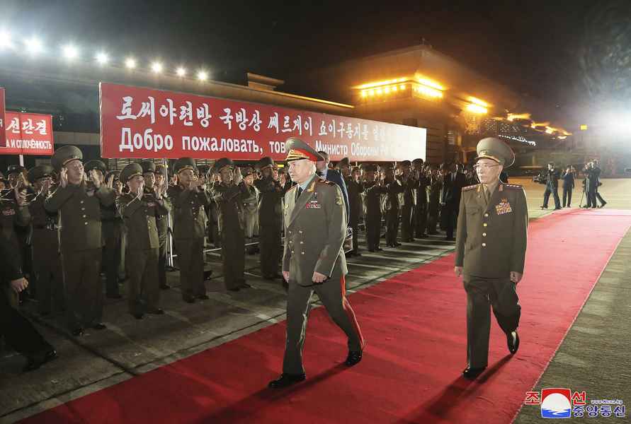 北韓邀中俄高官高調訪問 被指抱團取暖