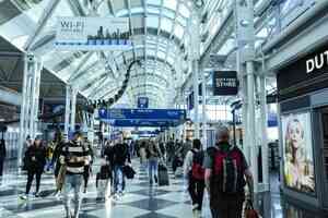 國際旅遊強勢增長 今年前三季遊客破11億人次