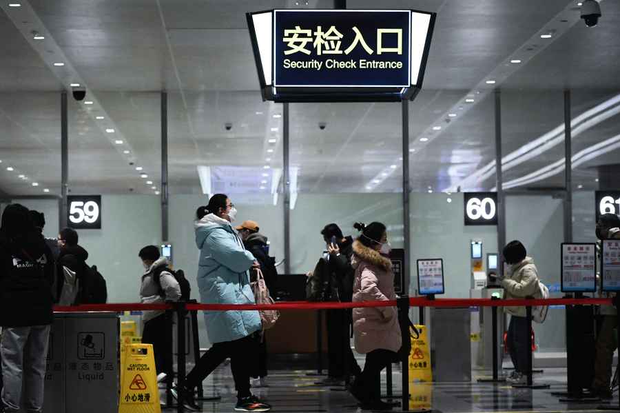 出境遊未復甦 中國人簽證申請僅達疫情前35%