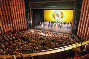 神韻瑞士洛桑首場爆滿 主流感悟人應回歸本源