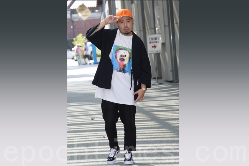 台閃兵藝人再加1 阿達赴新北檢自首 30萬交保