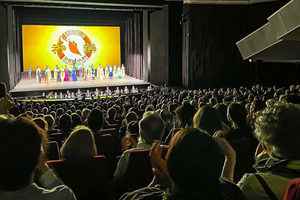 神韻德國最後一站爆滿落幕 觀眾永生難忘