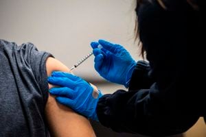 以色列爆新疫情 半數確診成年人完全接種疫苗